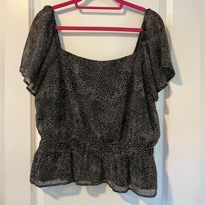 Lush Elegant Women's Top NWOT